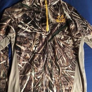 Real Tree zip up